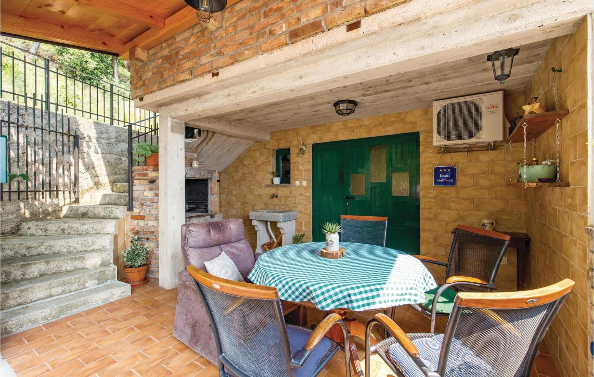 1 Bedroom Gorgeous Apartment In Lovran Exterior photo